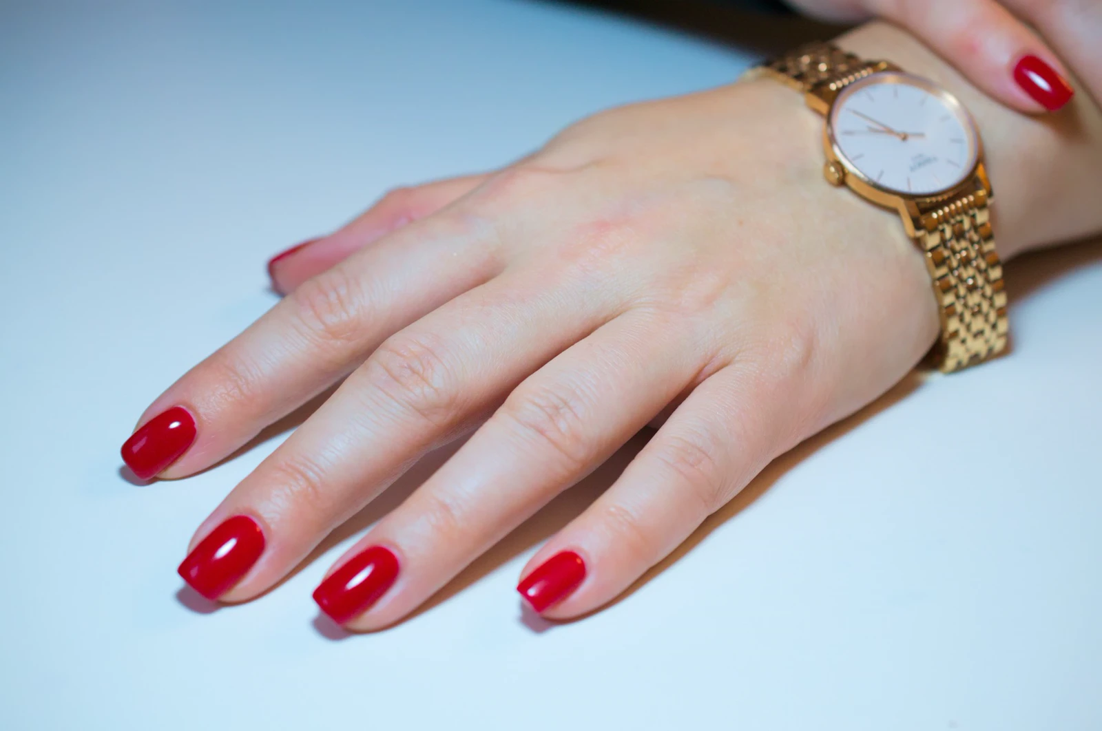 3 Best Watch Gifts for Her in 2026: Holiday Picks for Every Budget